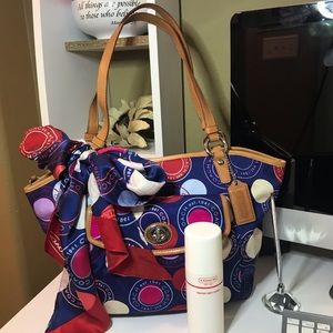 Vintage Coach Signature Leah Glam Tote